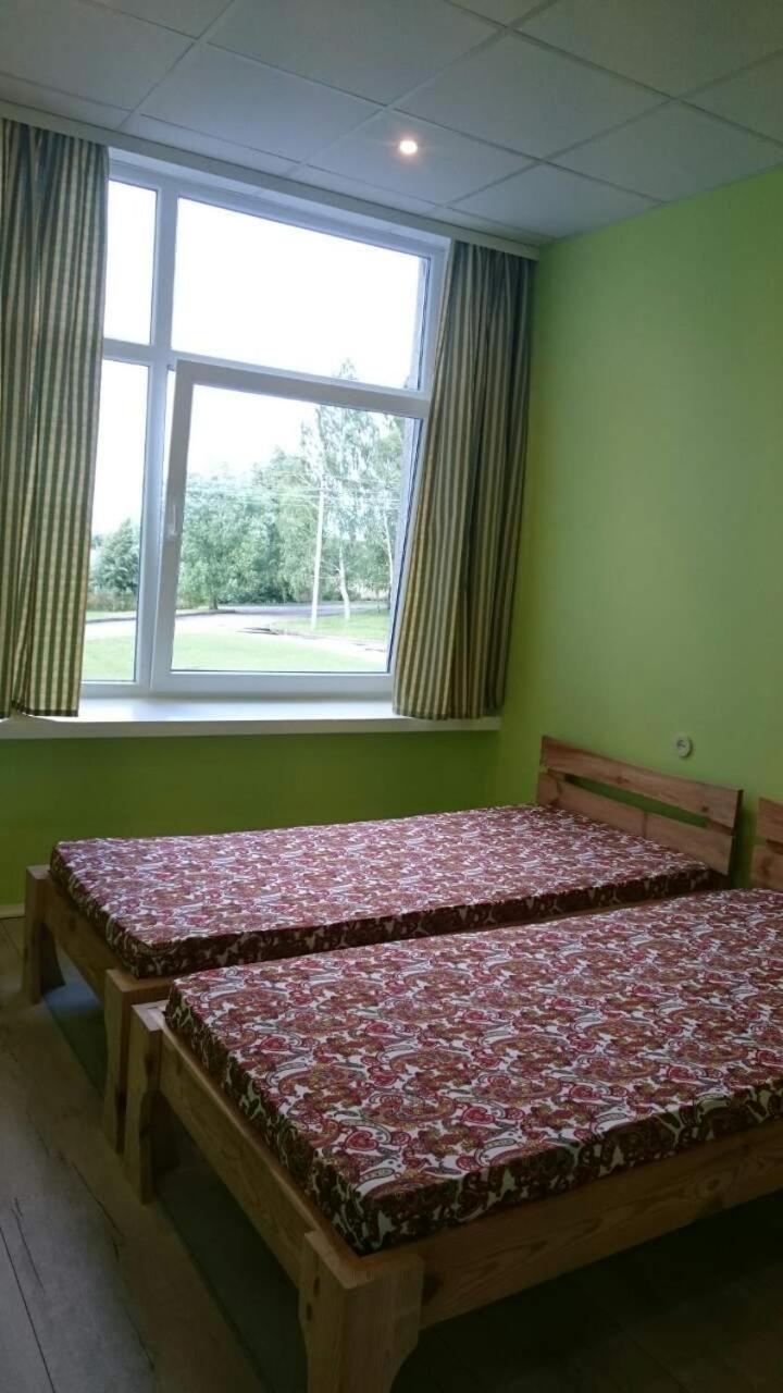 Nakvyne Miroslave Bed & Breakfast Miroslavas Luaran gambar